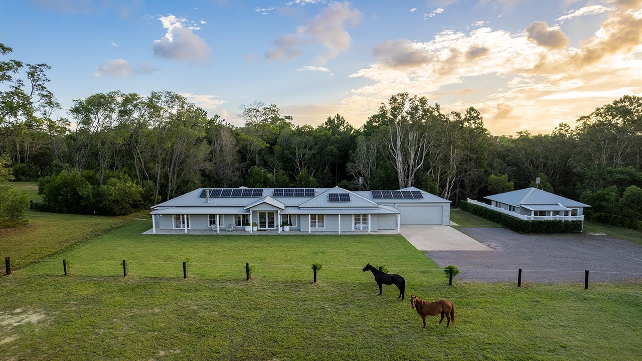 1 Amaroo Place, Cooroibah