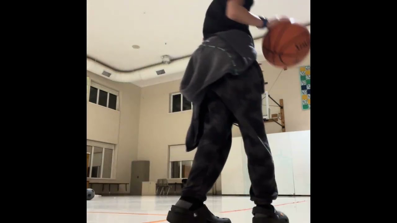 Playing basketball🏀