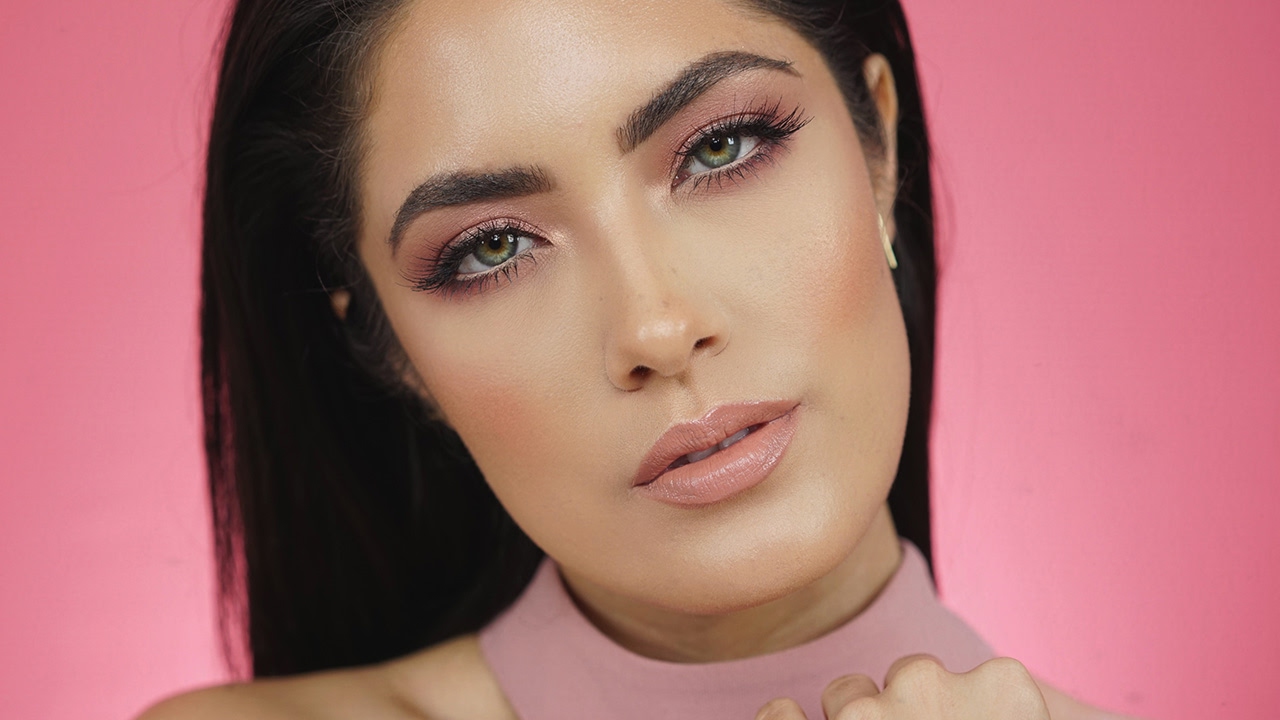 Soft Pink Monochromatic Makeup Look | Melissa Alatorre