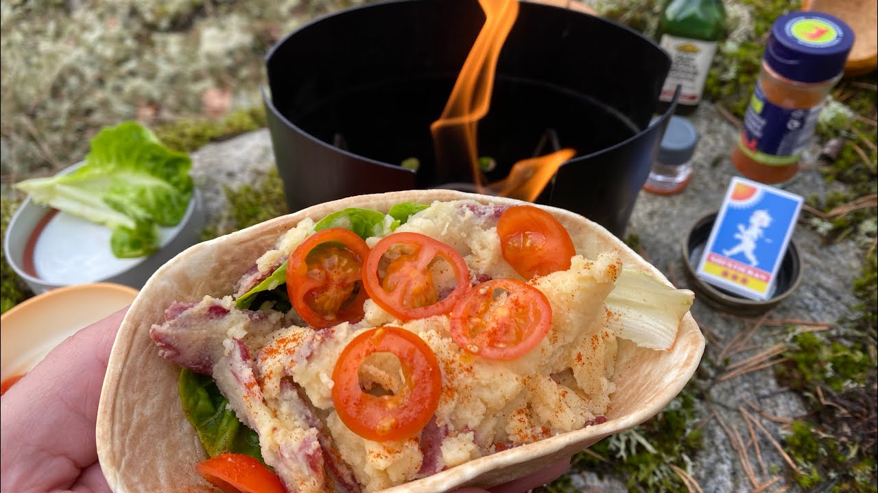 Nice day for a walk in the woods | Swedish M40 Military Mess Kit