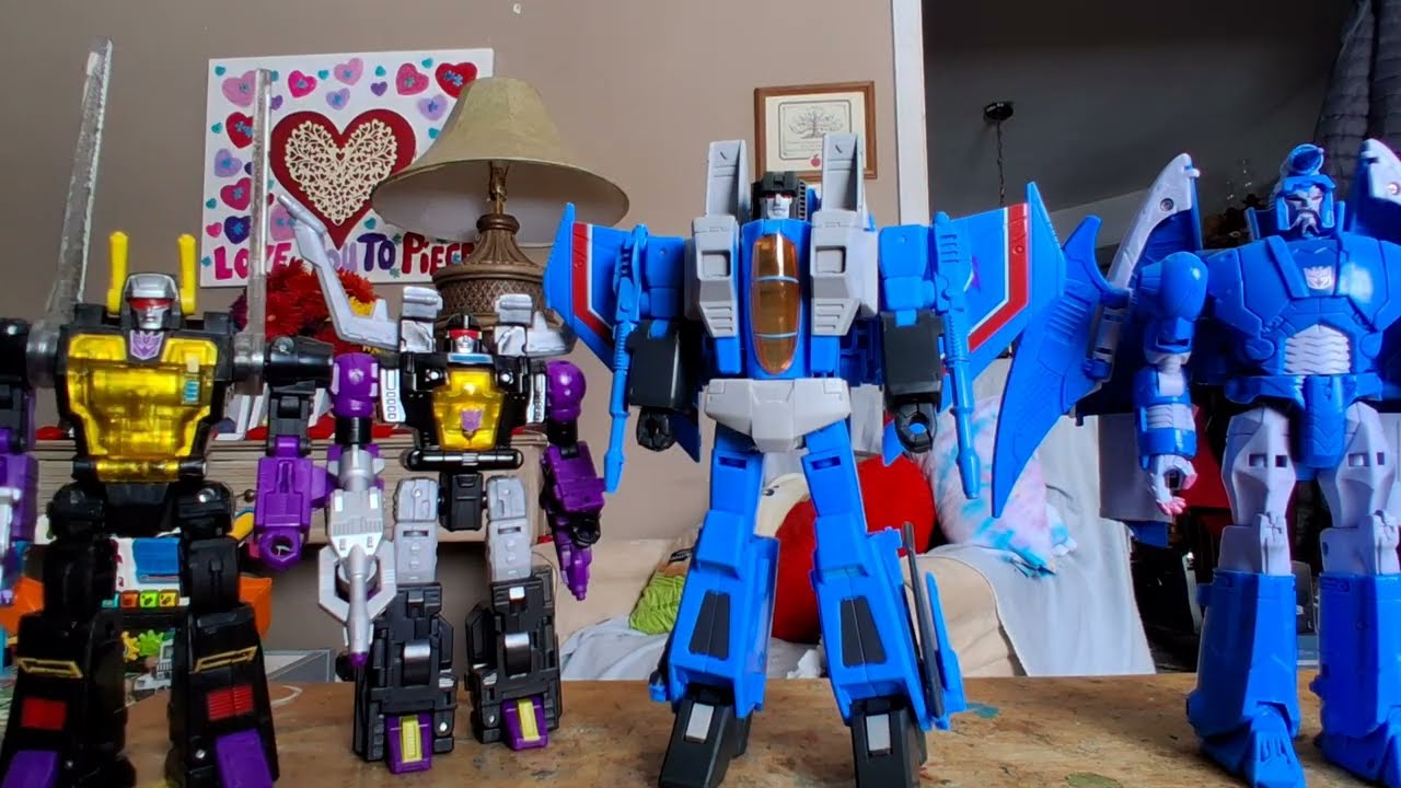 Transformers Studio 86 voyager class Thundercracker figure review 