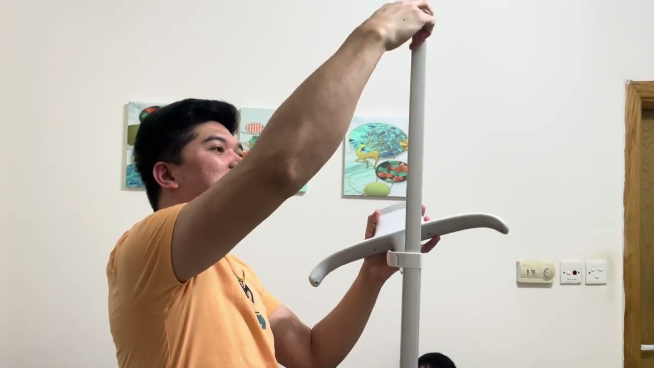 Unboxing Black+Decker garment steamer