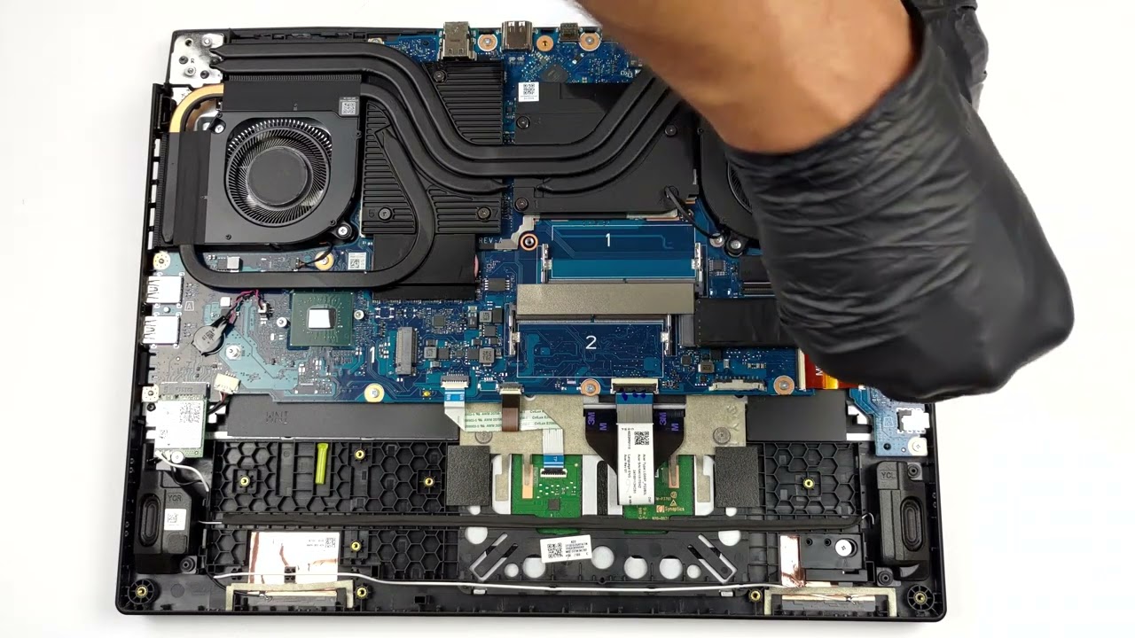 🛠️ Как открыть Acer Predator Helios Neo 16 (PHN16-71) — варианты разборки и модернизации