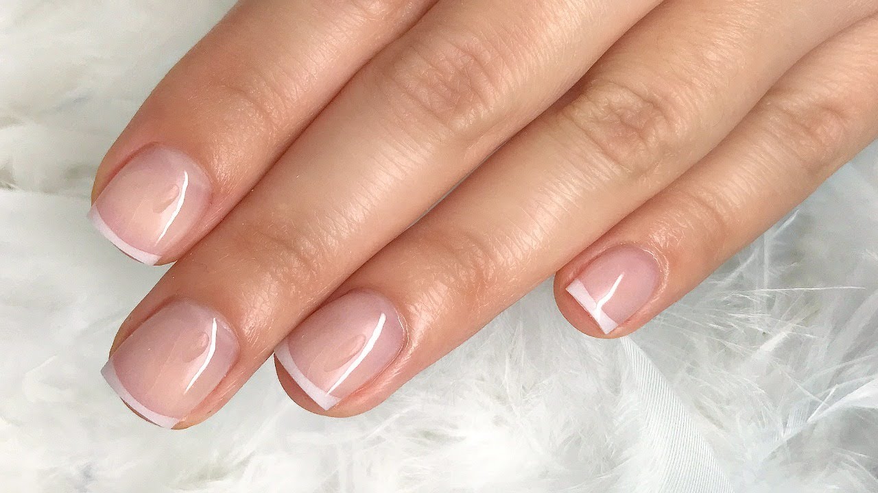 Uñas Francesas Sofisticadas y Profesionales en Acrílico