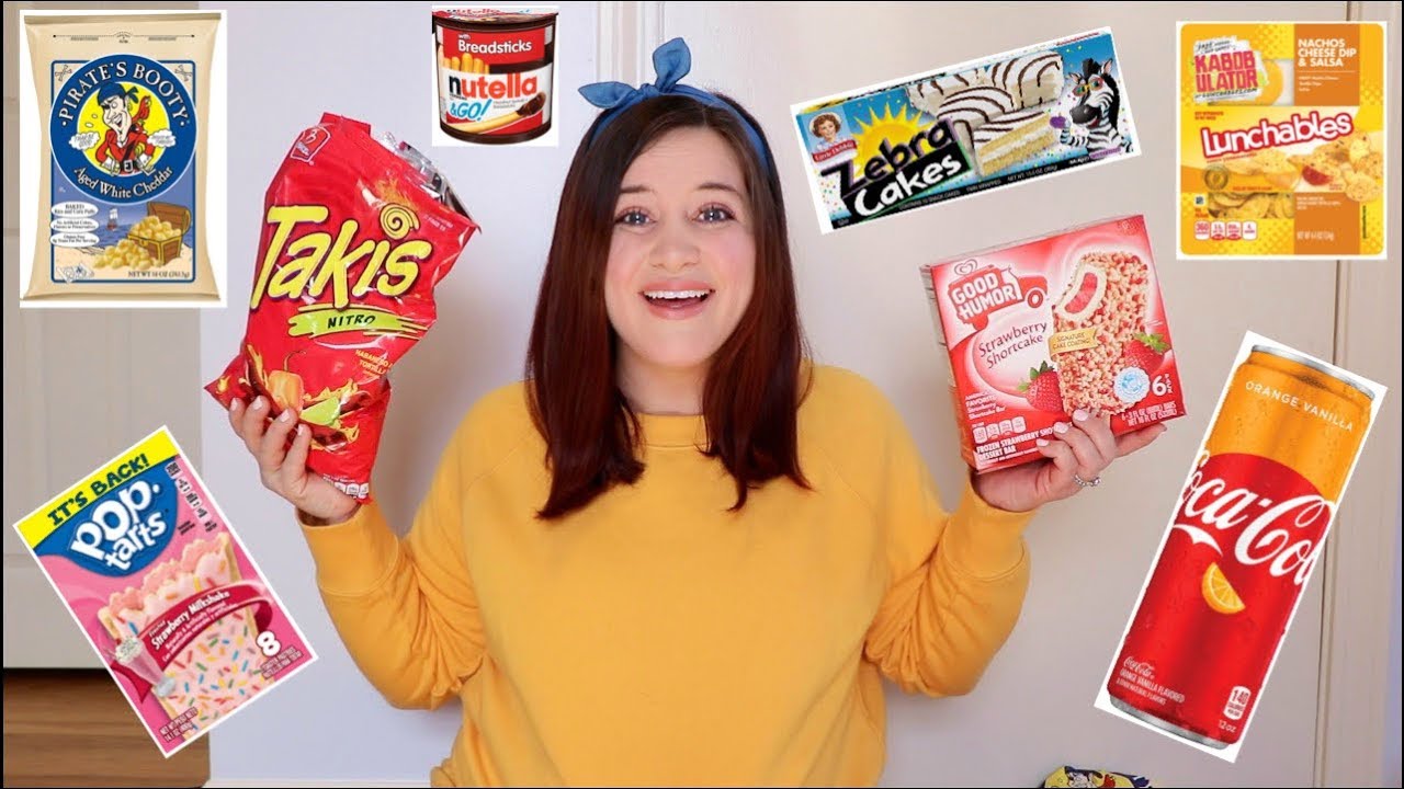 TEACHER TRIES HER STUDENTS FAVORITE SNACKS | TAKIS. OREOS. LUNCHABLES &MORE