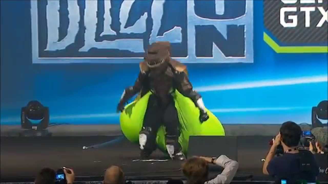 BlizzCon 2013 The FULL Costume Contest (37 Minutes) HD