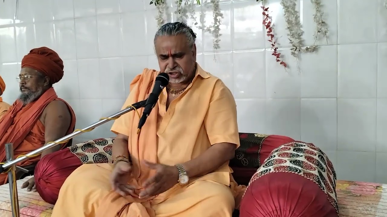 प्राचीन शिव मंदिर लोहियां खास परम पूज्य गुरुदेव महंत श्री शिप्रा गिरी जी महाराज जी