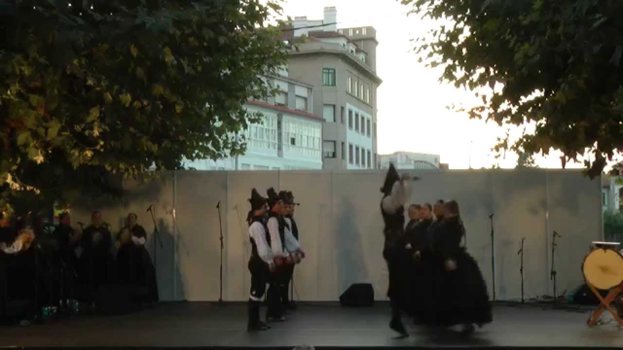 Galician folk dances: Maneo & Muiñeira de Cambre