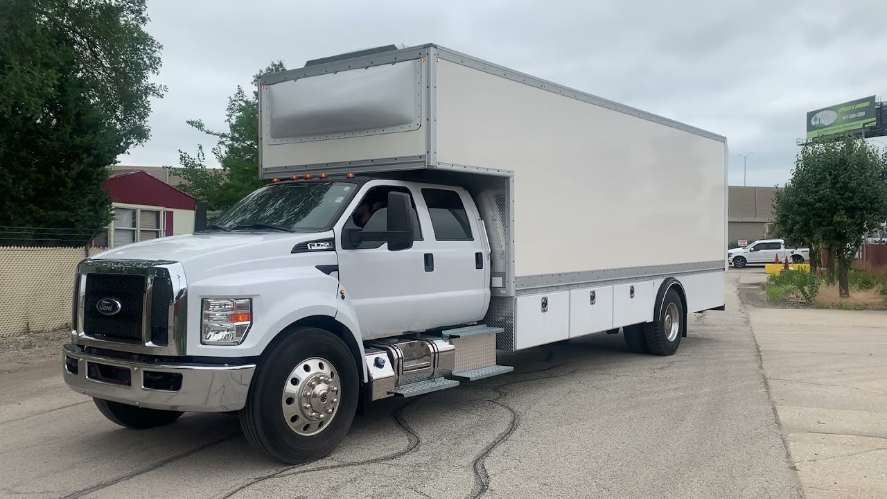 2016 F-750 CUSTOM Box Truck