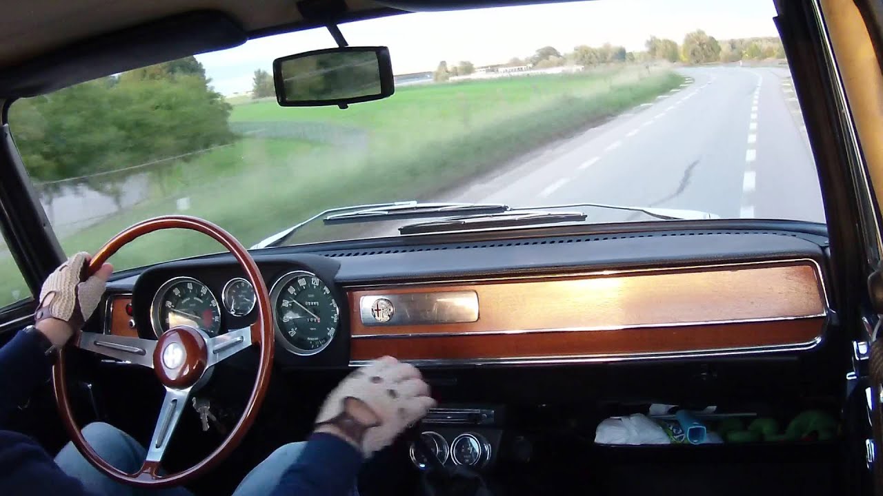 Alfa Giulia Super 1.3 1972 (2.0 Nord engine)