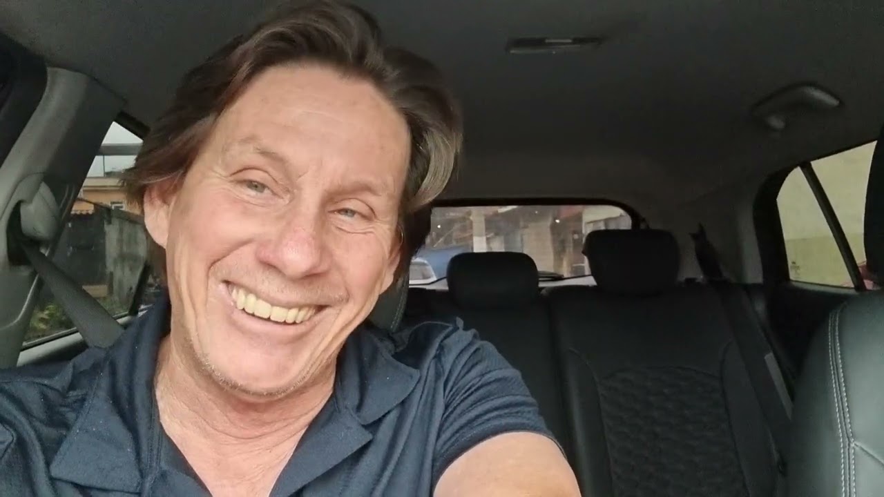 VOLTEI AO BRASIL.
