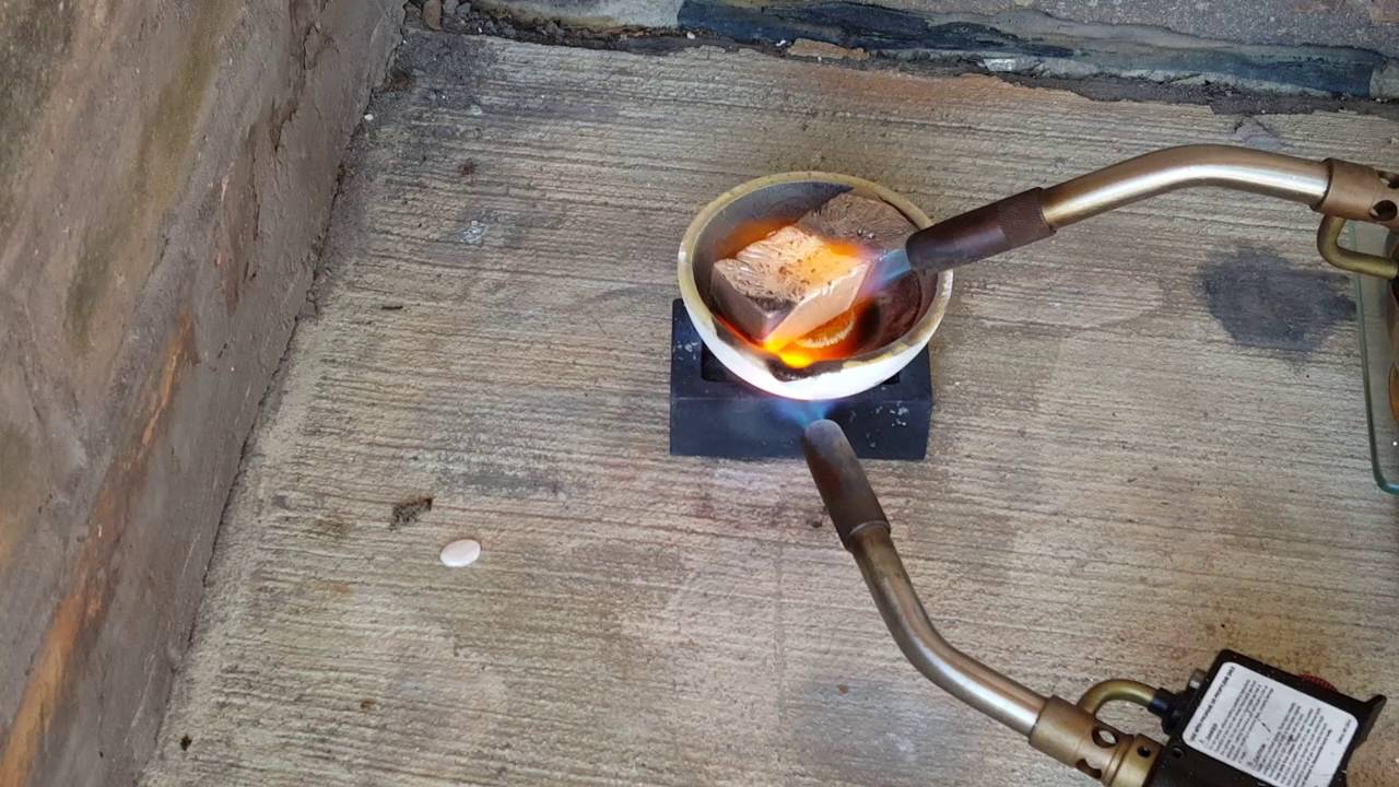 Fabricación de un lingote de plata de ley 925