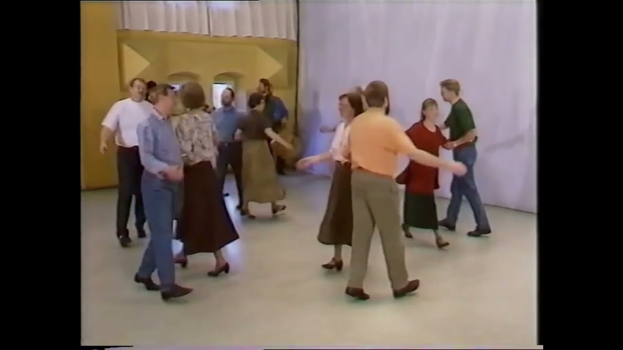 Danser från Småland: 4. Kedjan från Urshult (ojämn takt)