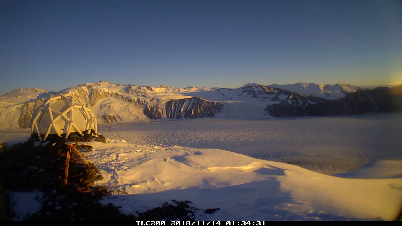 Midnight sun Antarctica