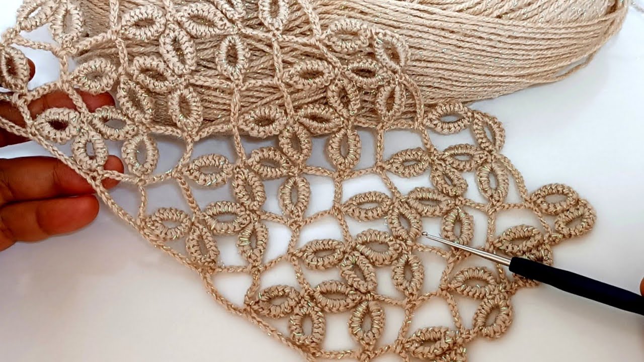 Have you ever seen a stitch like this before? New design crochet leaf pattern