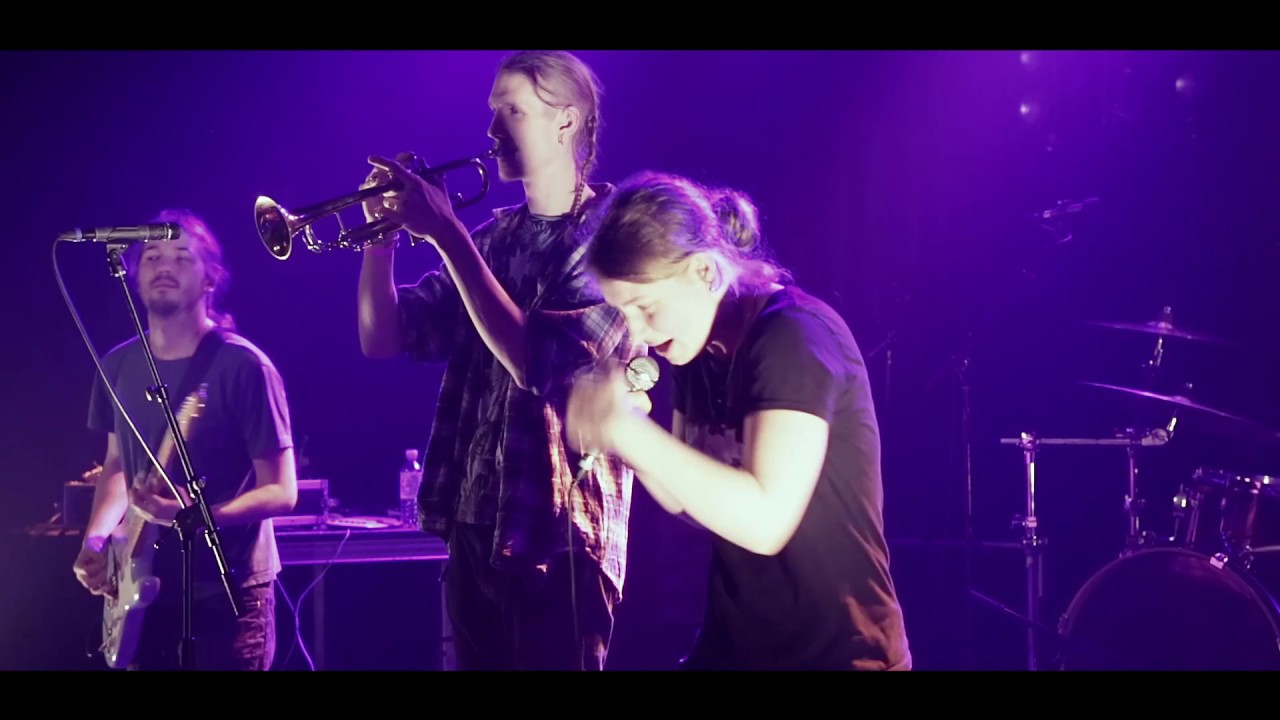 Lena Stoehrfaktor & Das Rattenkabinett - Die Angst Vor Den Gedanken Verlieren (2016 live @ SO36 )