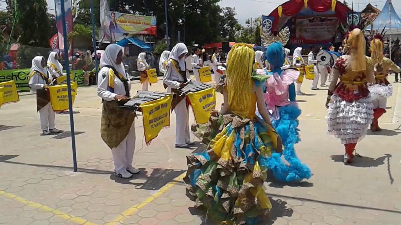 Atraksi Mayoret Drumband Gita Swara SMAMUDA Sumberrejo 2017 Grup 2