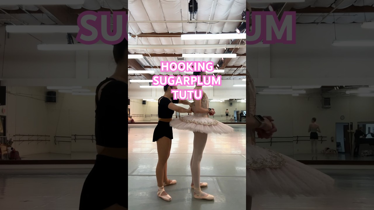 GETTING INTO TIGHT COSTUME #ballerina#costume#tutu#dancer#tutu#behindthescenes#ballet#sugarplum