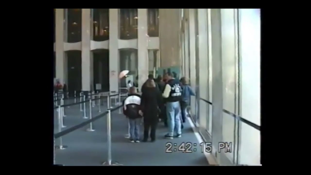 WTC 2 on Liberty Street, Mall and inside the Skylobby