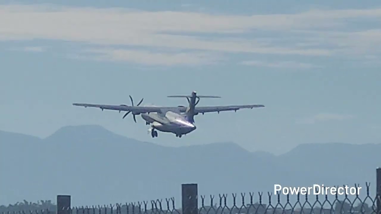 高雄機場看飛機20250615
