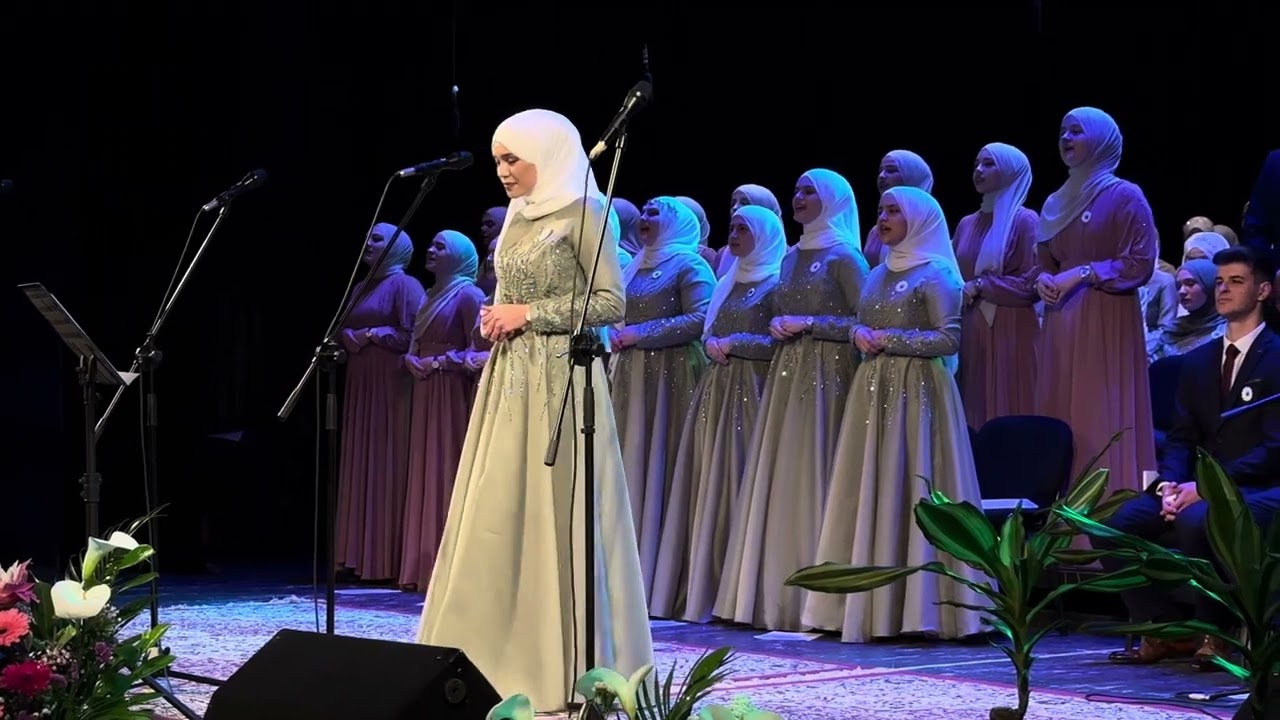 Amina Kunic, svecana akademija 348. generacije Behram-begove medrese Tuzla