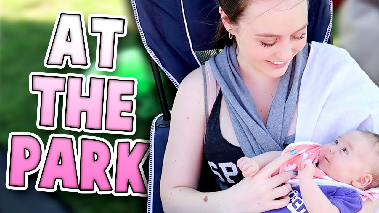 Baby Watches Frisbee! | Family Baby Vlogs