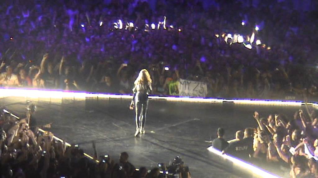 Celebration, Madonna en Barcelona 2012.MPG