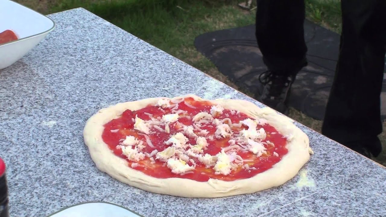 Neapolitan Pizza with Caputo 00