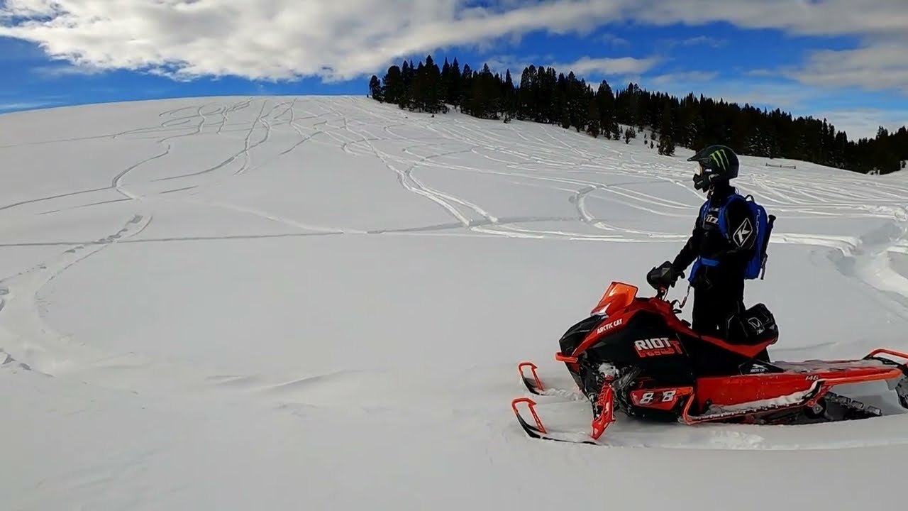 800 VS 858