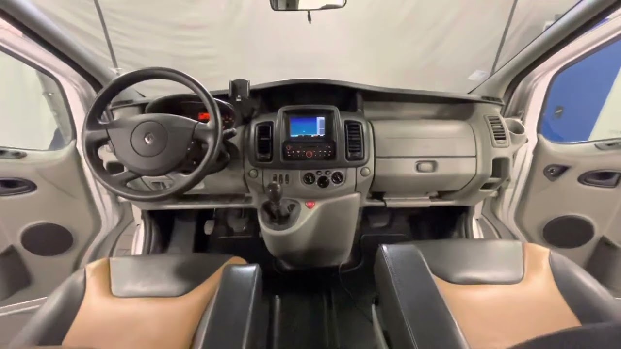RENAULT TRAFIC 2.0 DCI 115 KONNA JEDYNY W PL Z DWOMA PRZESUWNYMI DRZWIAMI