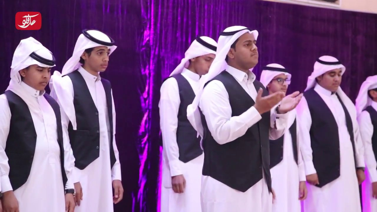 اللوحة الأولى | أوبريت طلاب مدرسة ثانوية محمد بن الأنباري ومتوسطة محمد بن الجزري بالنخيل