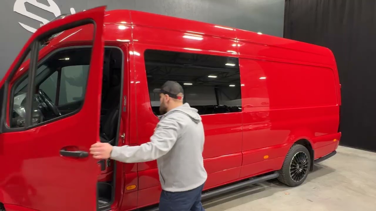 Work Cars Kerava / MB sprinter A3 / VM -22, 92tkm / Jatko-ohjaamo / B-kortilla ajettava 