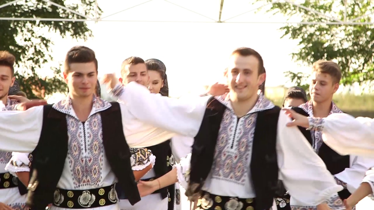 ANSAMBLUL GHIOCELUL DIN GIROC - MUNTELE VECHI 23.09.2016