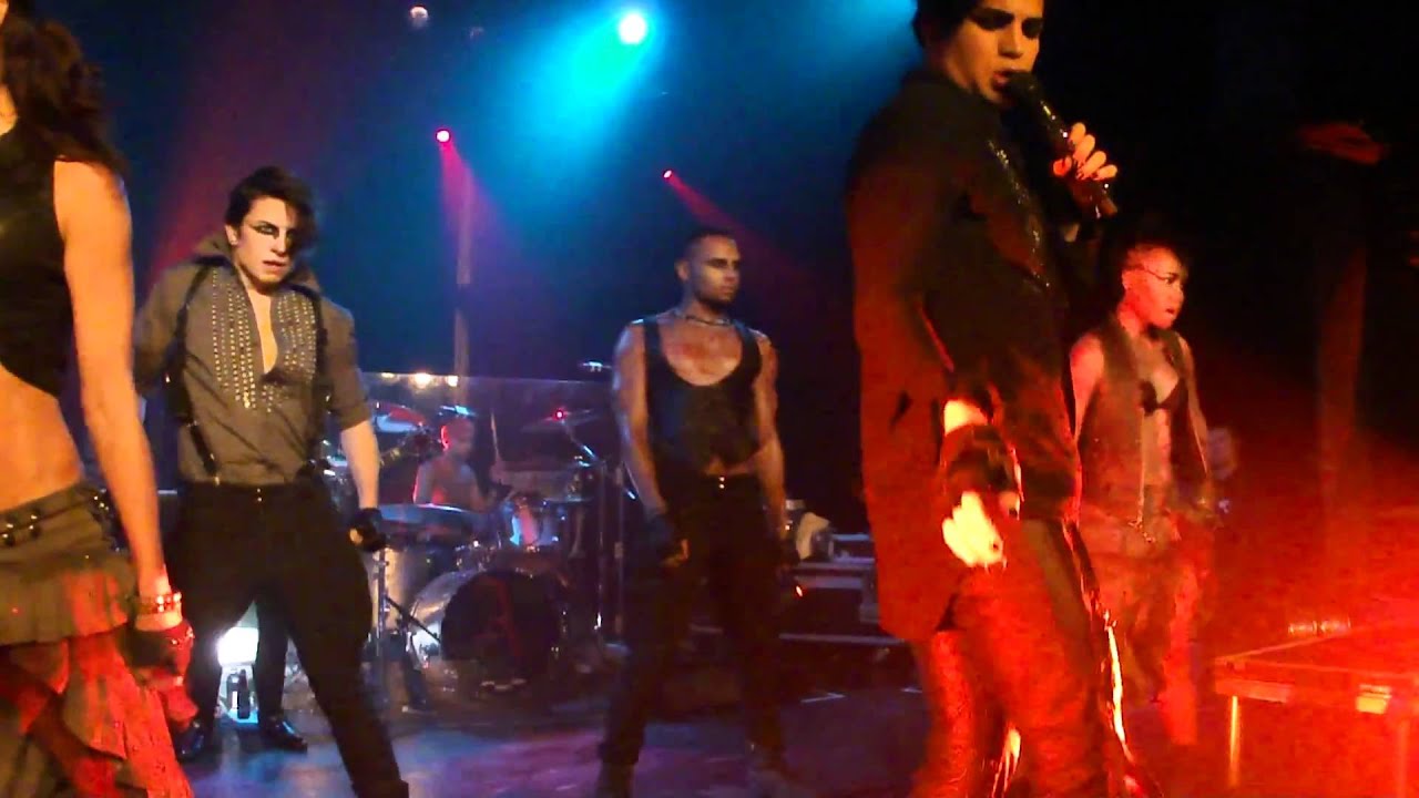 Adam Lambert Fever Paris Nov18 2010