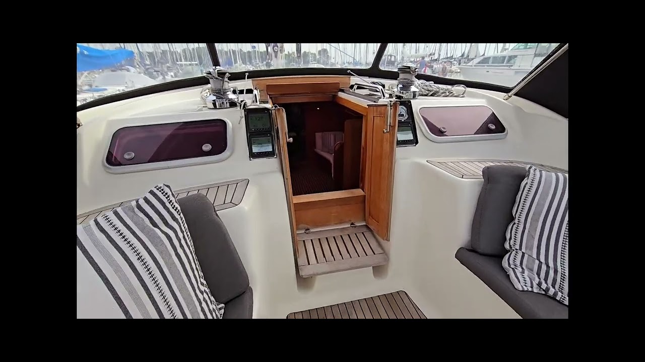 Videotour Bavaria 50 Vision 2007 for sale at Connect Yachtbrokers