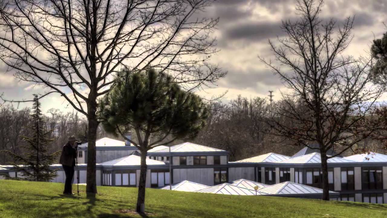 Pamplona paseo por el campus de la Universidad de Navarra