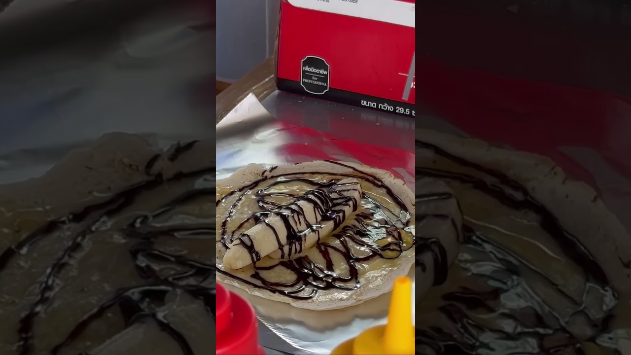 ✨🍌 Banana Chocolate Roti Wrap! | Thai Street Food #shorts