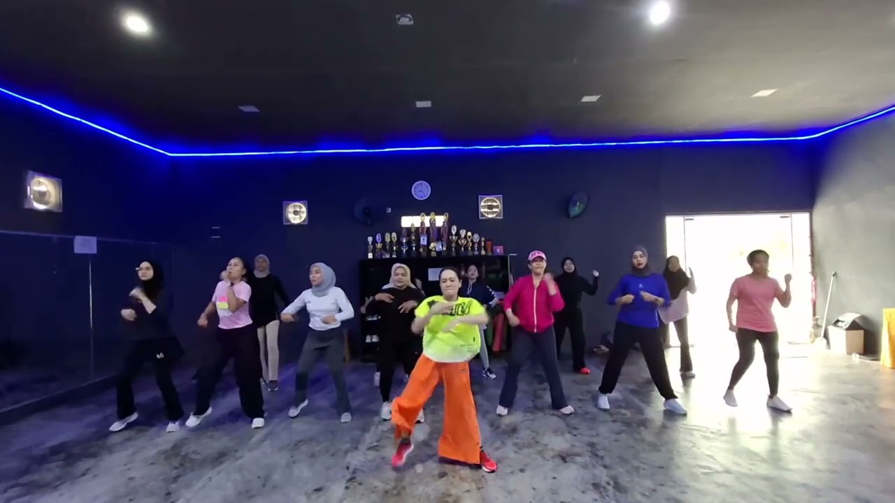 TAGALI GALI - BACKNMASSIVE - ZUMBA - DANCE - WORKOUT - TIKTOKVIRAL - ZIN FITRI - BELITUNG - 