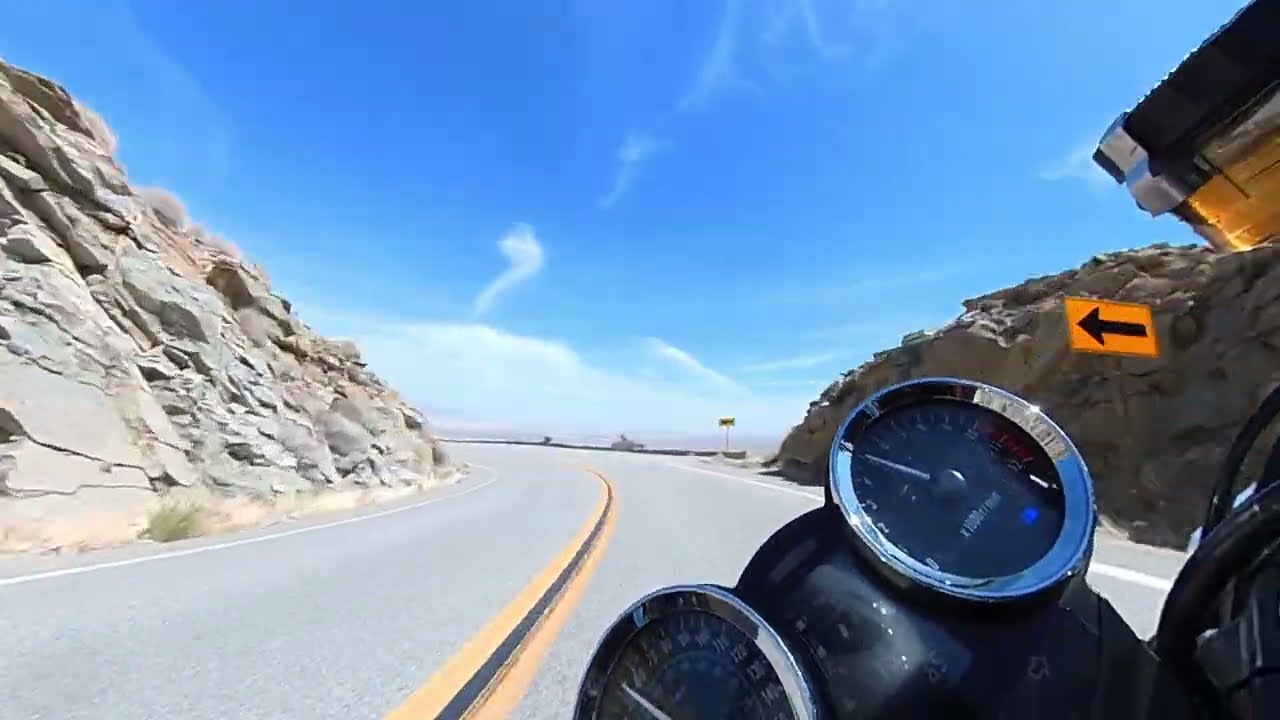 Z900RS On Montezuma. Fun Run In The Desert