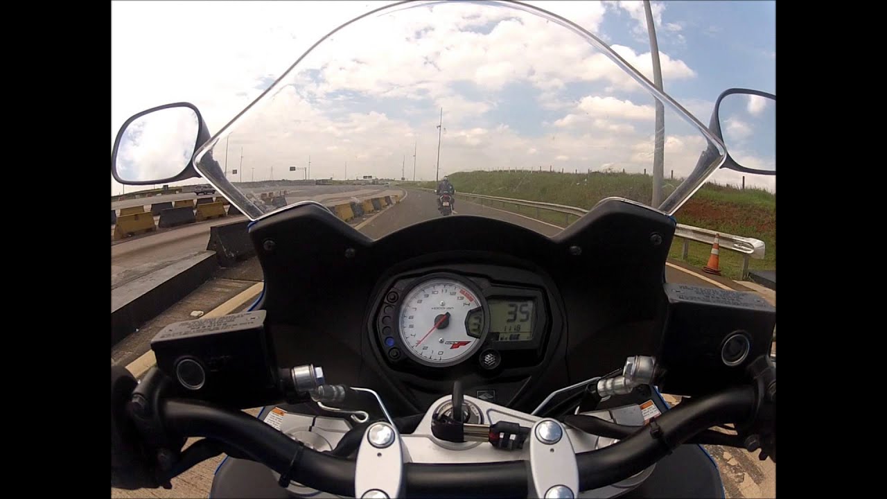 GSX 650f vs CBR 600f