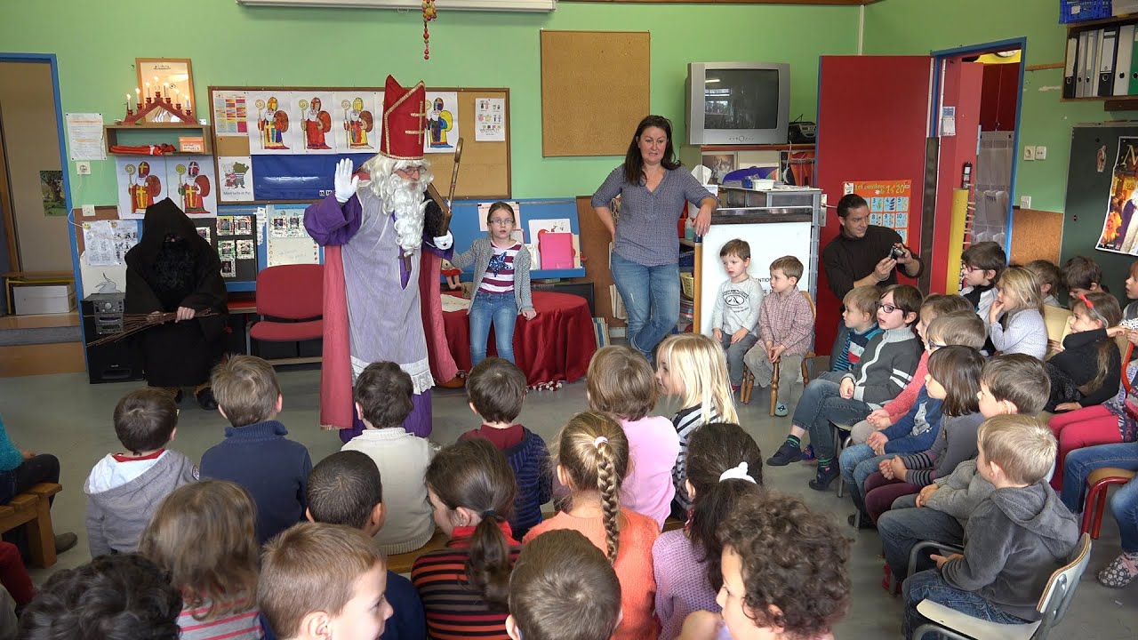Saint Nicolas à l'école maternelle d'Ottrott - 7 décembre 2015