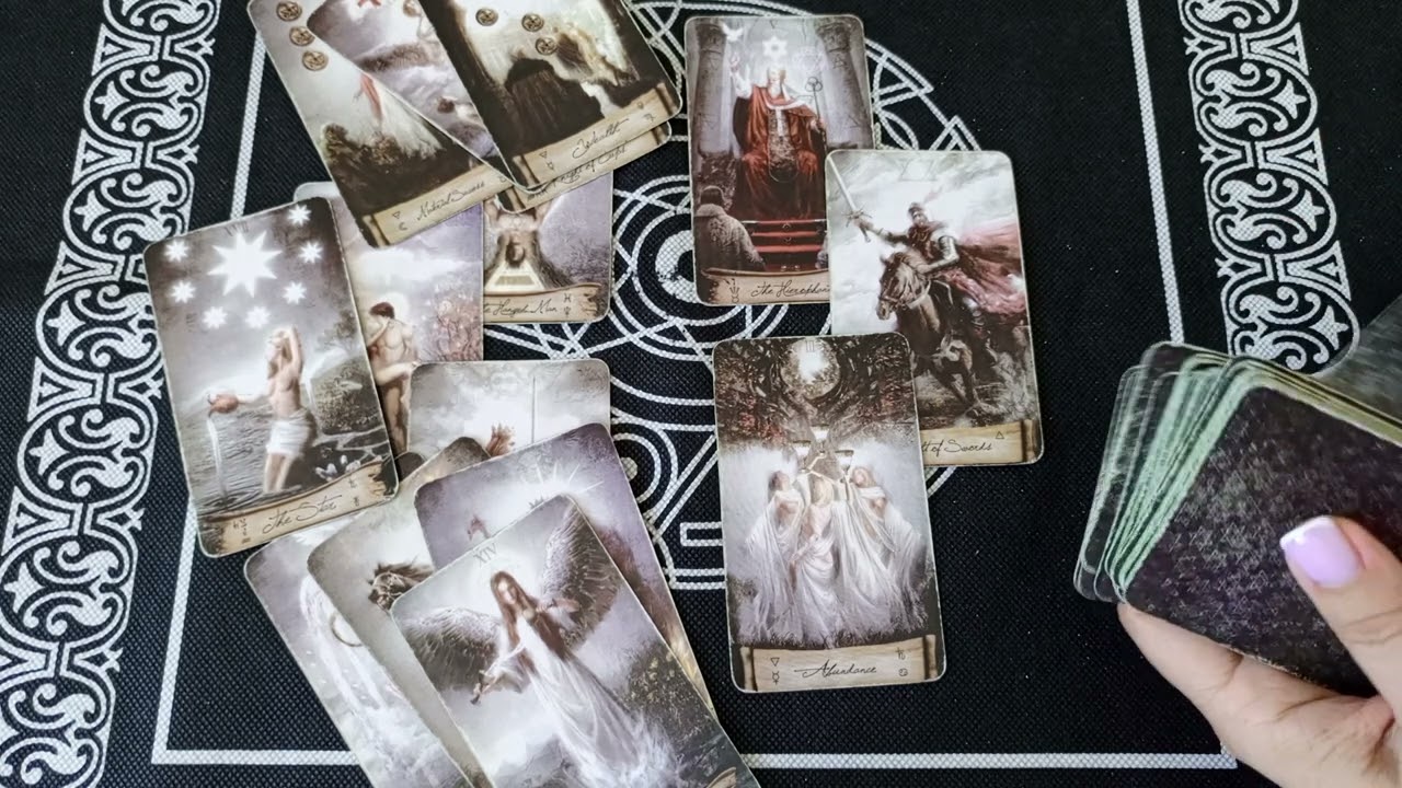 ЛЮБОВНЫЙ ТРЕУГОЛЬНИК❤🔺 Он вы и соперница. ЧУВСТВА МЫСЛИ ПЛАНЫ.🔮Расклад таро.