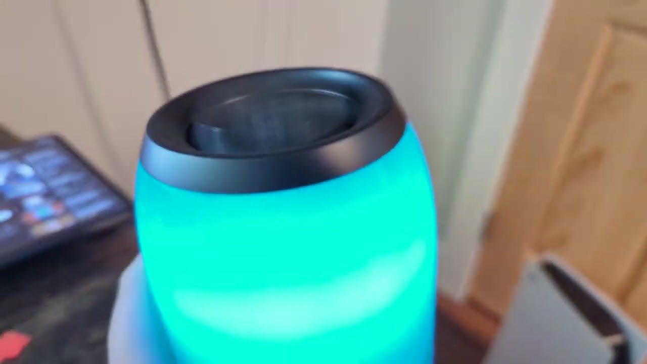 JBL pulse 3 abuse bass test (battery died)