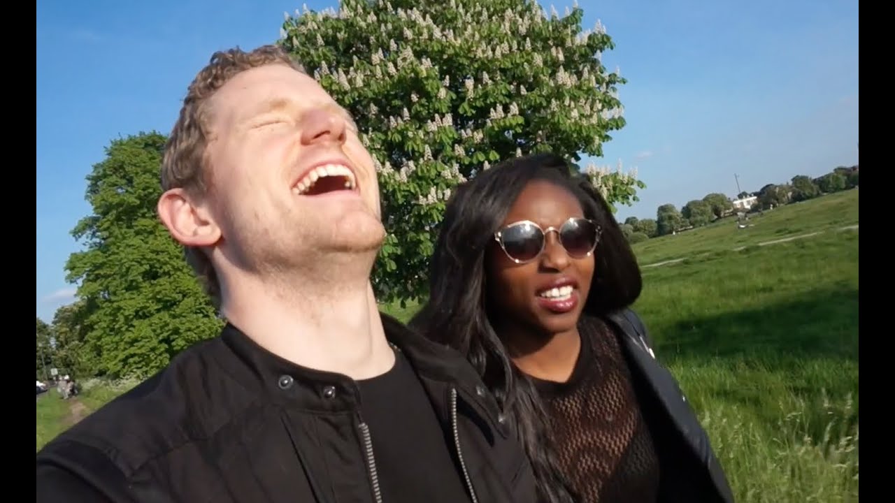 GRUMPY MIKE, RELATIONSHIP ADVICE, AND FAMILY! BRITPOP VLOG!