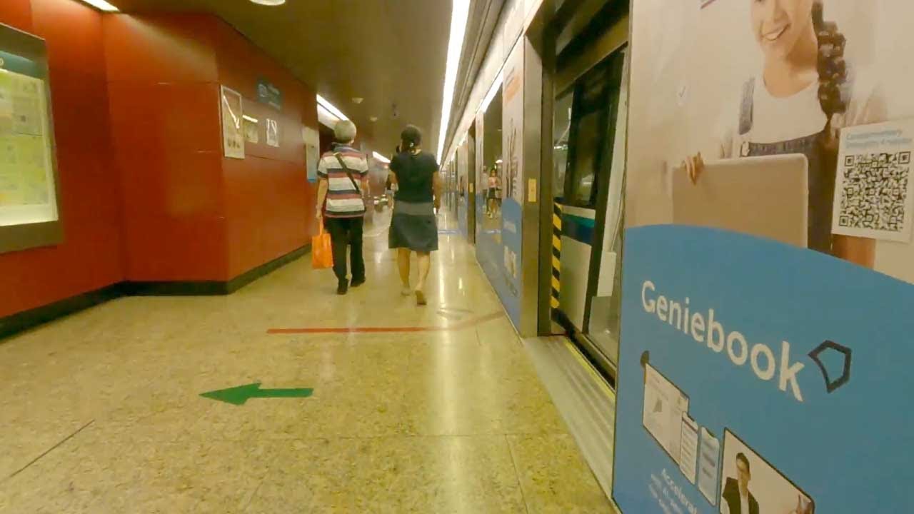 Singapore MRT ride from Commonwealth to Promenade train station