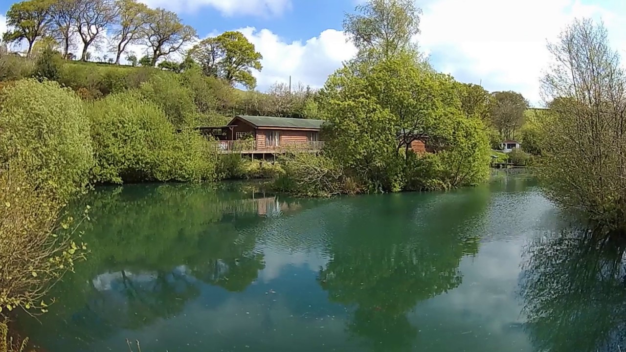 Valleyview Lakes and Lodges