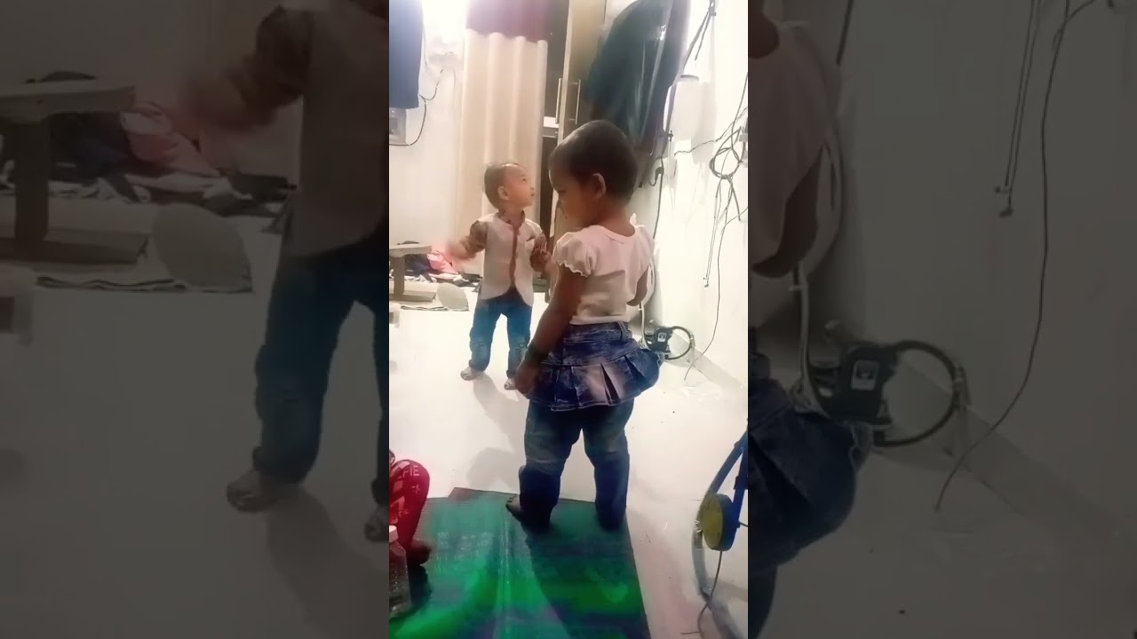 dhoom macha le cute baby video 