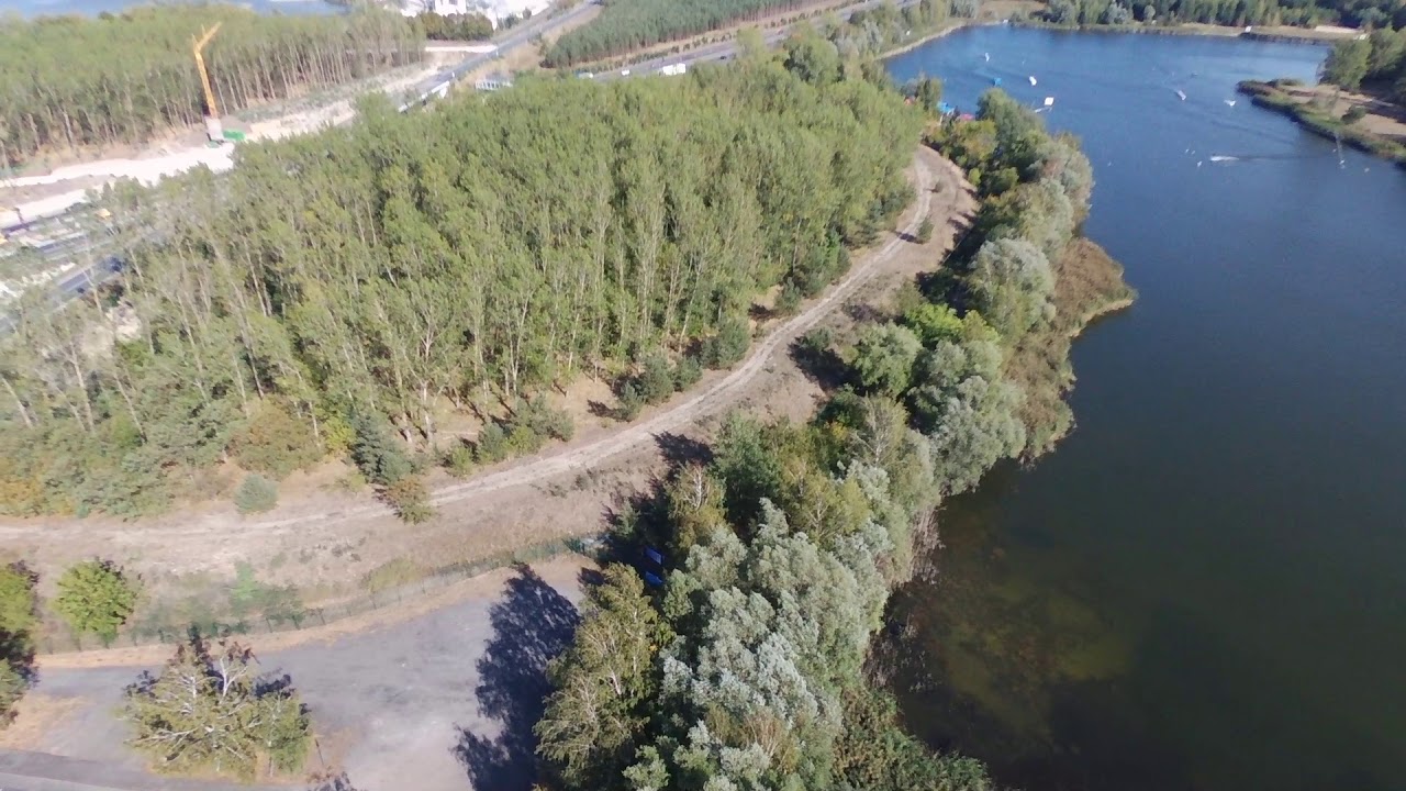 Bebop 2 Flug über den Bernsteinsee nahe Velten