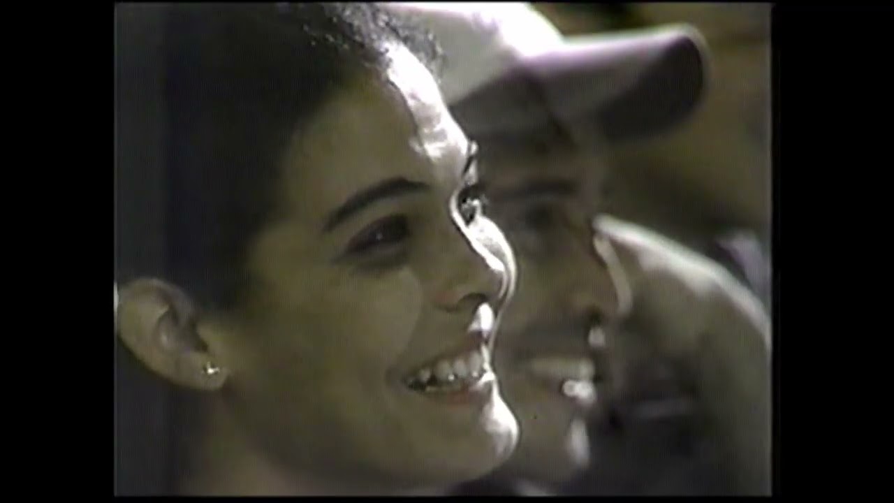 Programa Y Tú de que te ries TVC 2000