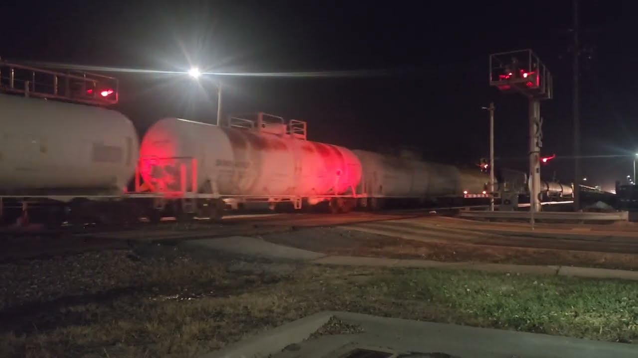 [4K] Railfanning the EMPORIA sub at NIGHT! 